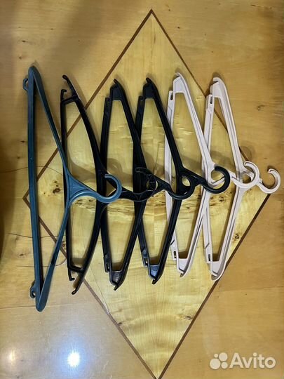 Вешалки плечики деревянные