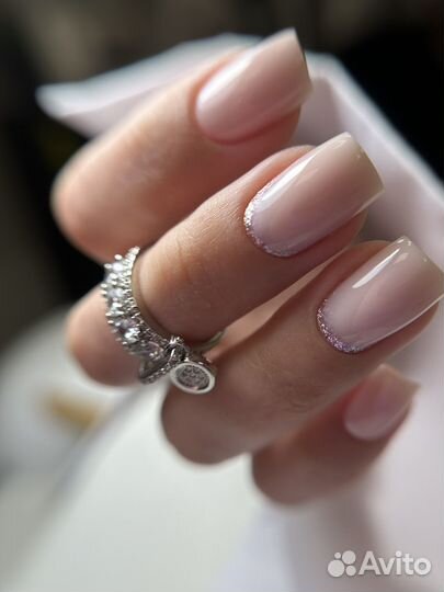 Модель на маникюр бесплатно