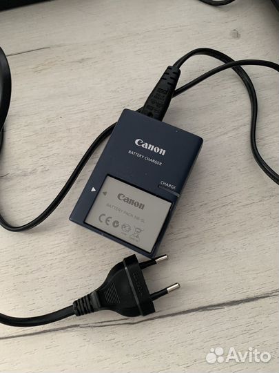 Компактный фотоаппарат canon SX210 IS