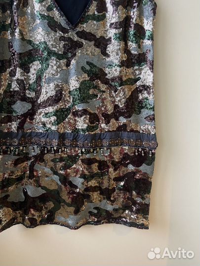 Платье с пайетками хаки М