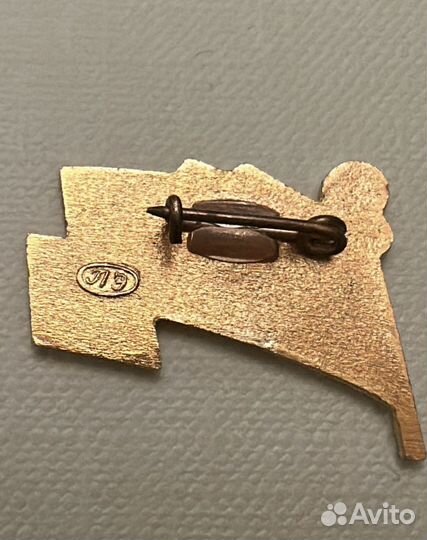 Значки все цены в описании