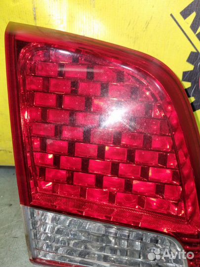 Фонарь внутренний левый Kia Sorento 2 2009-2012
