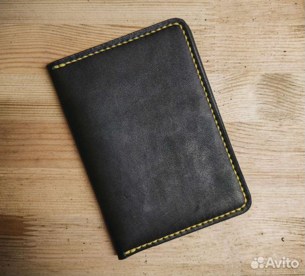 Обложка на паспорт ручной работы