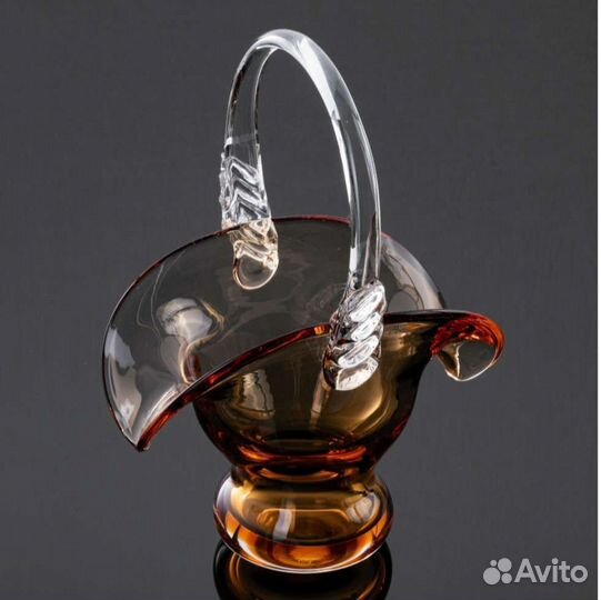 Ваза - корзинка-конфетница СССР цветное стекло