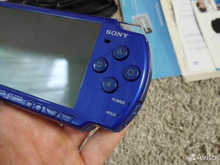 Psp 2000 metallic blue value pack