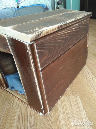 Домик (будка) для маленькой собаки или кота