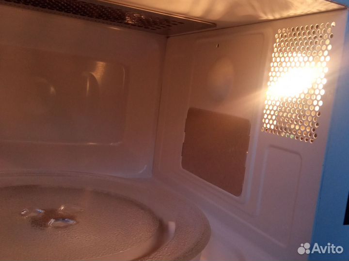 Микроволновая печь Midea