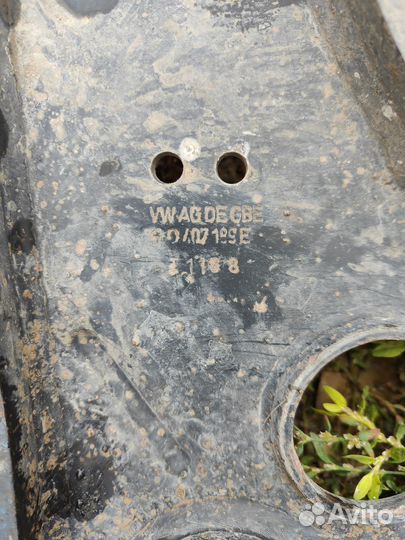 Volkswagen caddy 3 рычаг левый