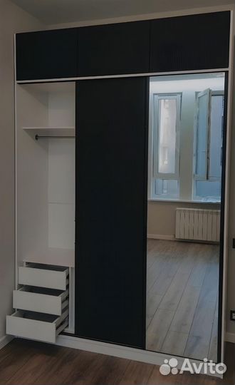 Шкаф распашной на заказ