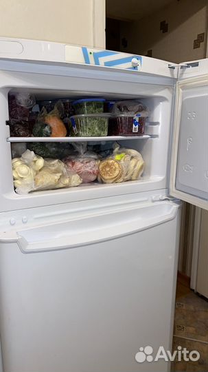 Холодильник indesit