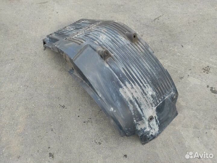 Подкрылок передний правый Volvo Fh 4