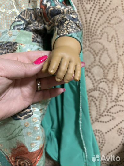 Виниловая кукла