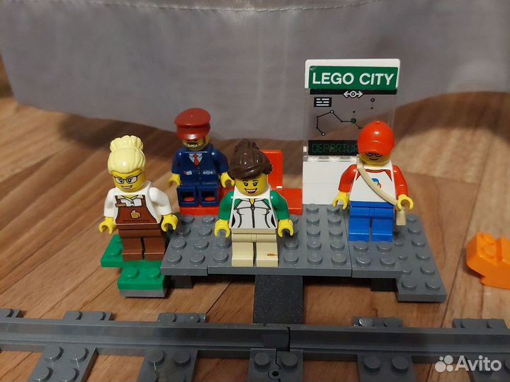 Lego City поезд 60197, в подарок Lego набор рельс