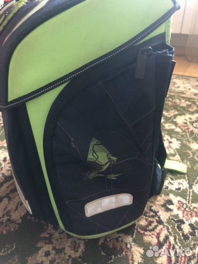 Школьный ранец