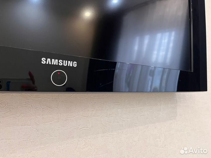 Телевизор samsung