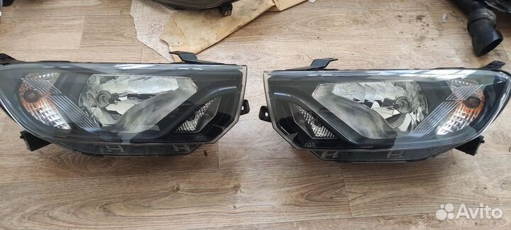 Фары на LADA granta fl