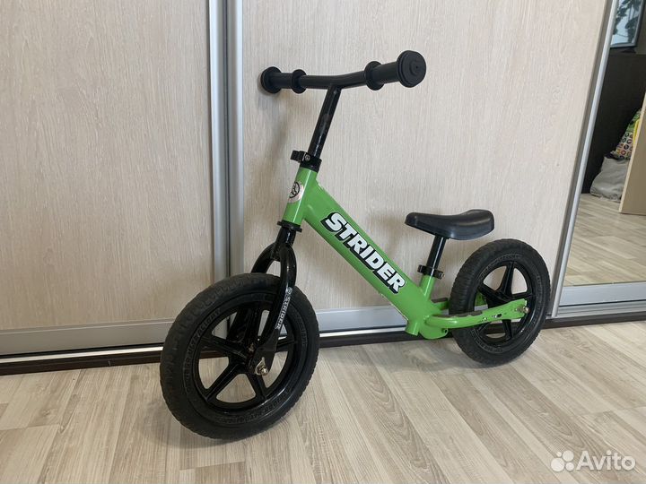 Беговел strider 12 classic