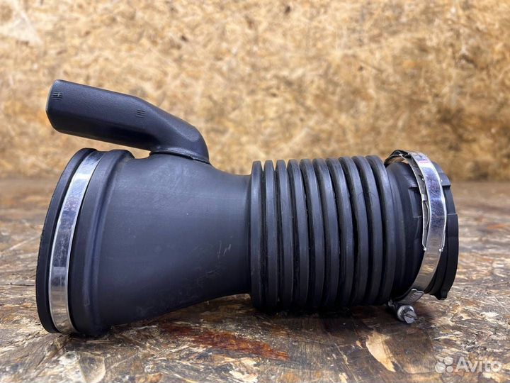 Патрубок воздушного фильтра Jaguar XF 5.0 09-15