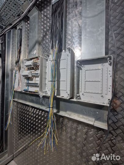 Требуются электромонтажники