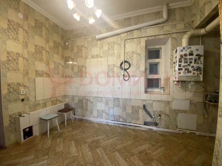 4-к. квартира, 105 м², 2/3 эт.