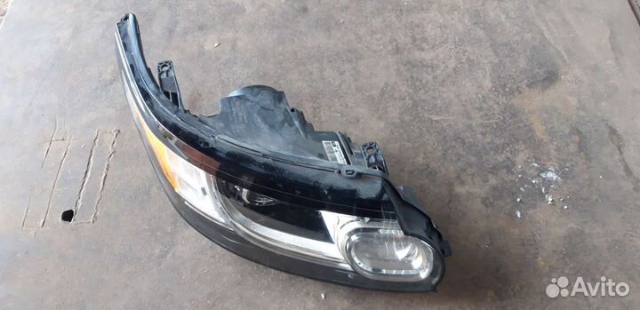 Фара правая Range Rover Sport