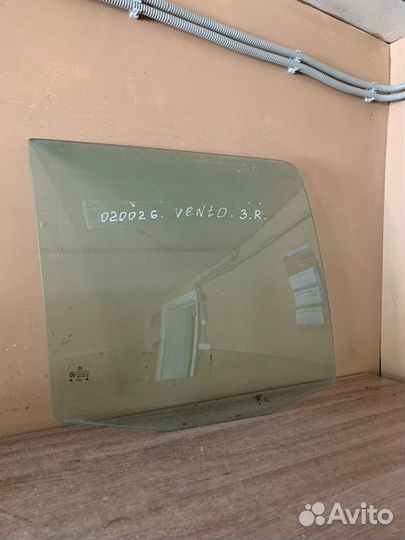 Стекло заднее правое Vento