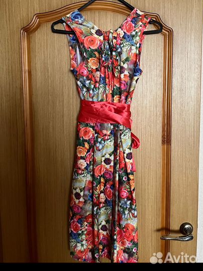 Платье с цветочным принтом