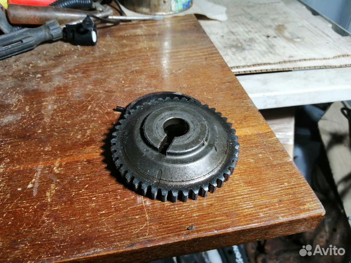 Шестерня распредвала двигателя HR16DE Nissan Tiida