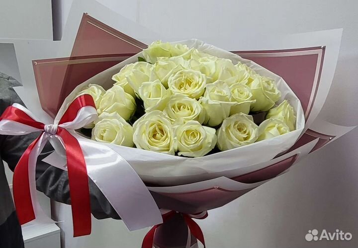25 роз