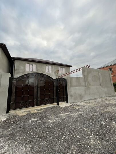 Дом 220 м² на участке 3,2 сот.