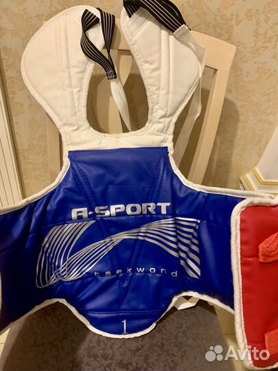 Защитный жилет для тхэквондо