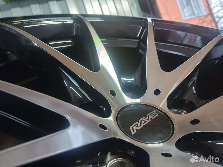 Литьё новое rays r-18 (5x114,3) 4шт