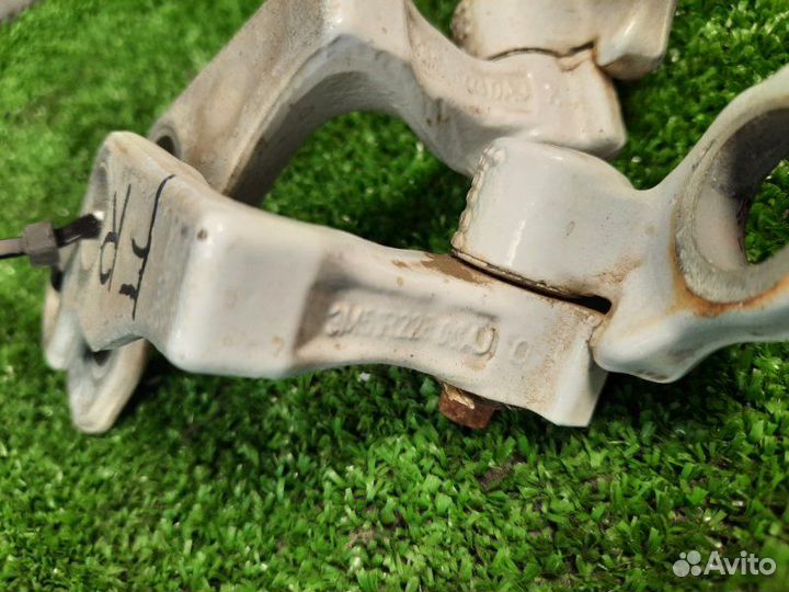 Петли двери передние правые Ford Focus 2 хэтчбек