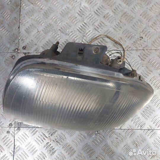 Фара передняя левая Renault Clio седан K7J700 2002