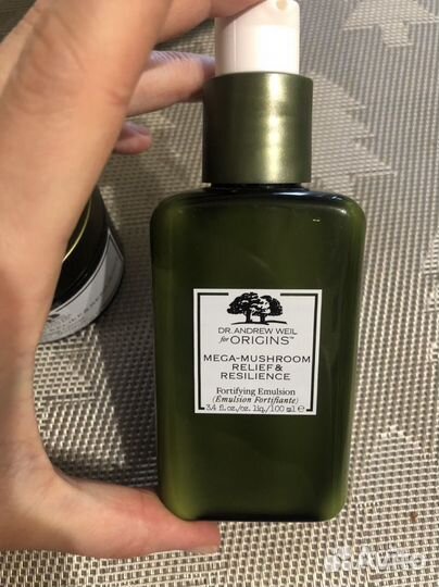 Крем и эмульсия для лица Origins Mega-Mushroom