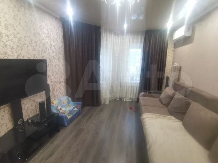 3-к. квартира, 71 м², 1/8 эт.