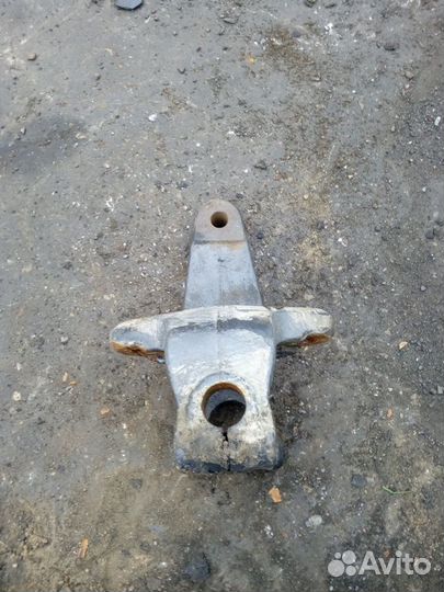 Кронштейн рессоры, переднего моста, задний правый