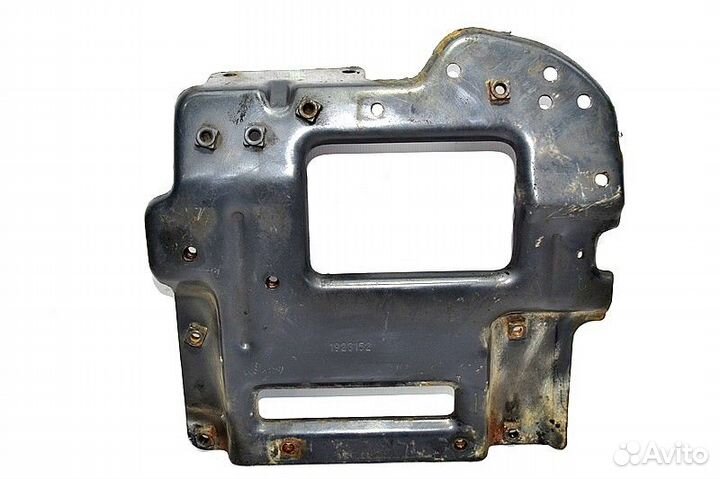 Кронштейн усилителя бампера, левый scania G-series (01.04)