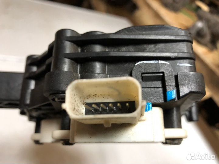 Педаль газа (электронная) Chevrolet Cobalt Aveo