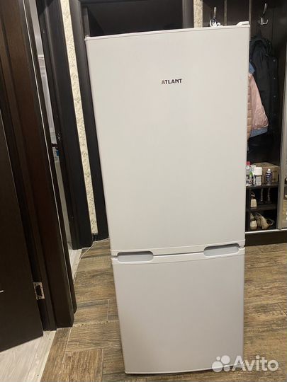 Холодильник атлант бу