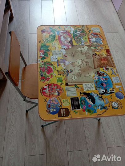 Детский столик и стульчик