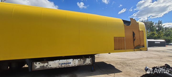 Полуприцеп рефрижератор Krone SD, 2011