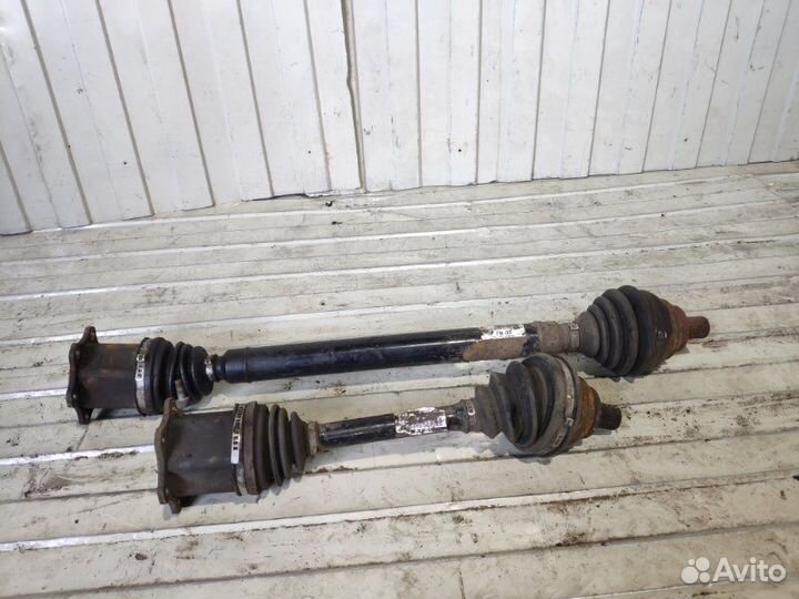 Полуось привод шрус Skoda Octavia A5 лифтбек BXE