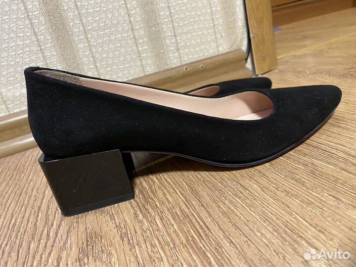 Туфли замшевые 38 размер