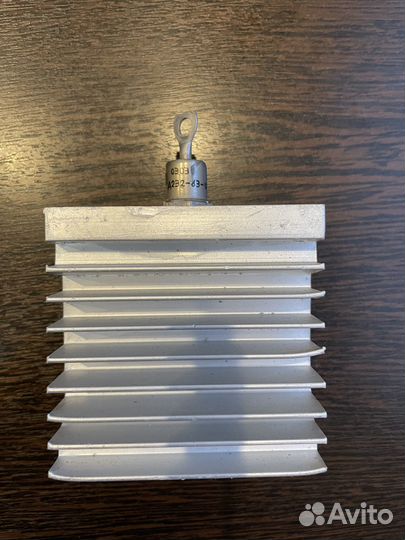 Диод Д 232-63-10 силовой, низкочастотный с радиато