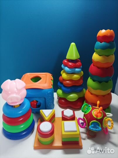 Развивающие игрушки пакетом