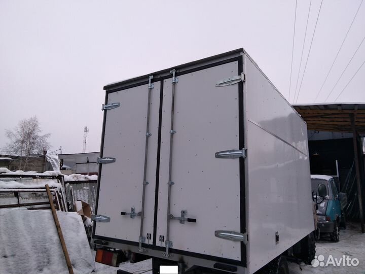 Изотермический фургон на 3,5 тонны