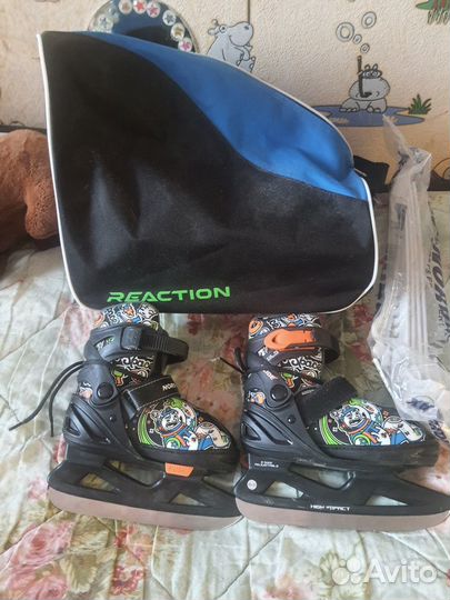 Коньки детские р.26-31 с сумкой