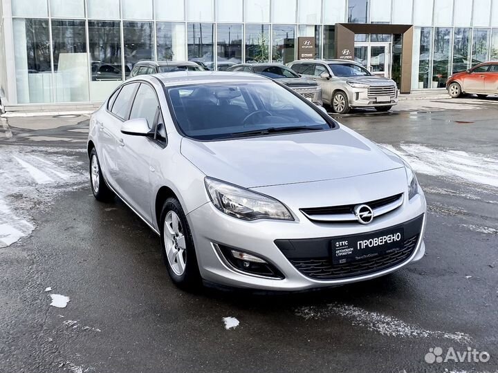 Opel Astra 1.6 МТ, 2013, 89 308 км
