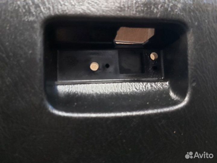 Бардачок Nissan Patrol Y62